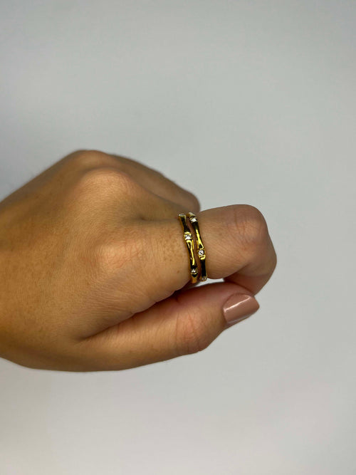 Anel Folheado a Ouro 18K Ponto de Luz