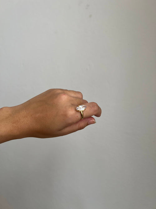 Anel Navete Cristal Folheado a Ouro 18K