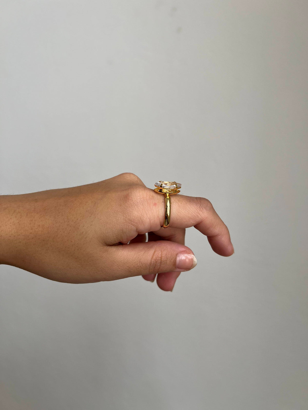 Anel Navete Cristal Folheado a Ouro 18K