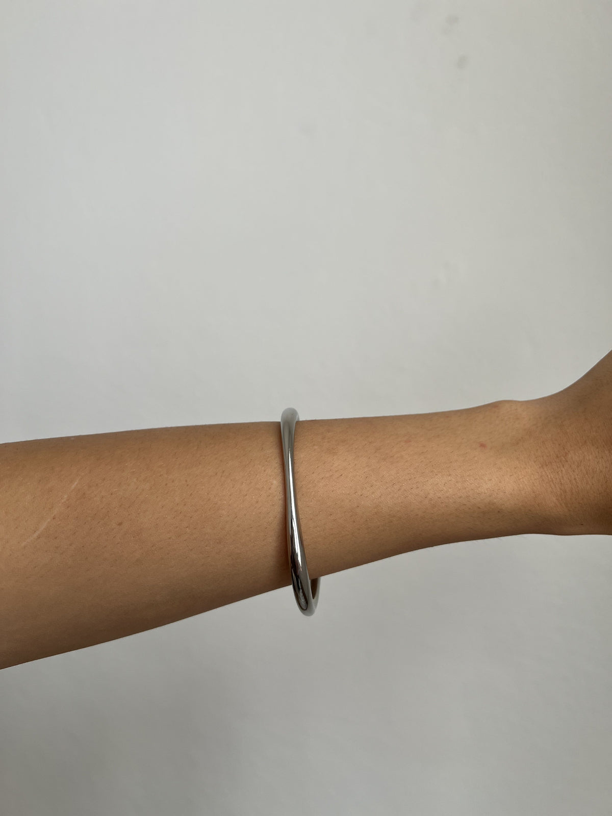 Bracelete Liso Prateado Aço Inoxidável