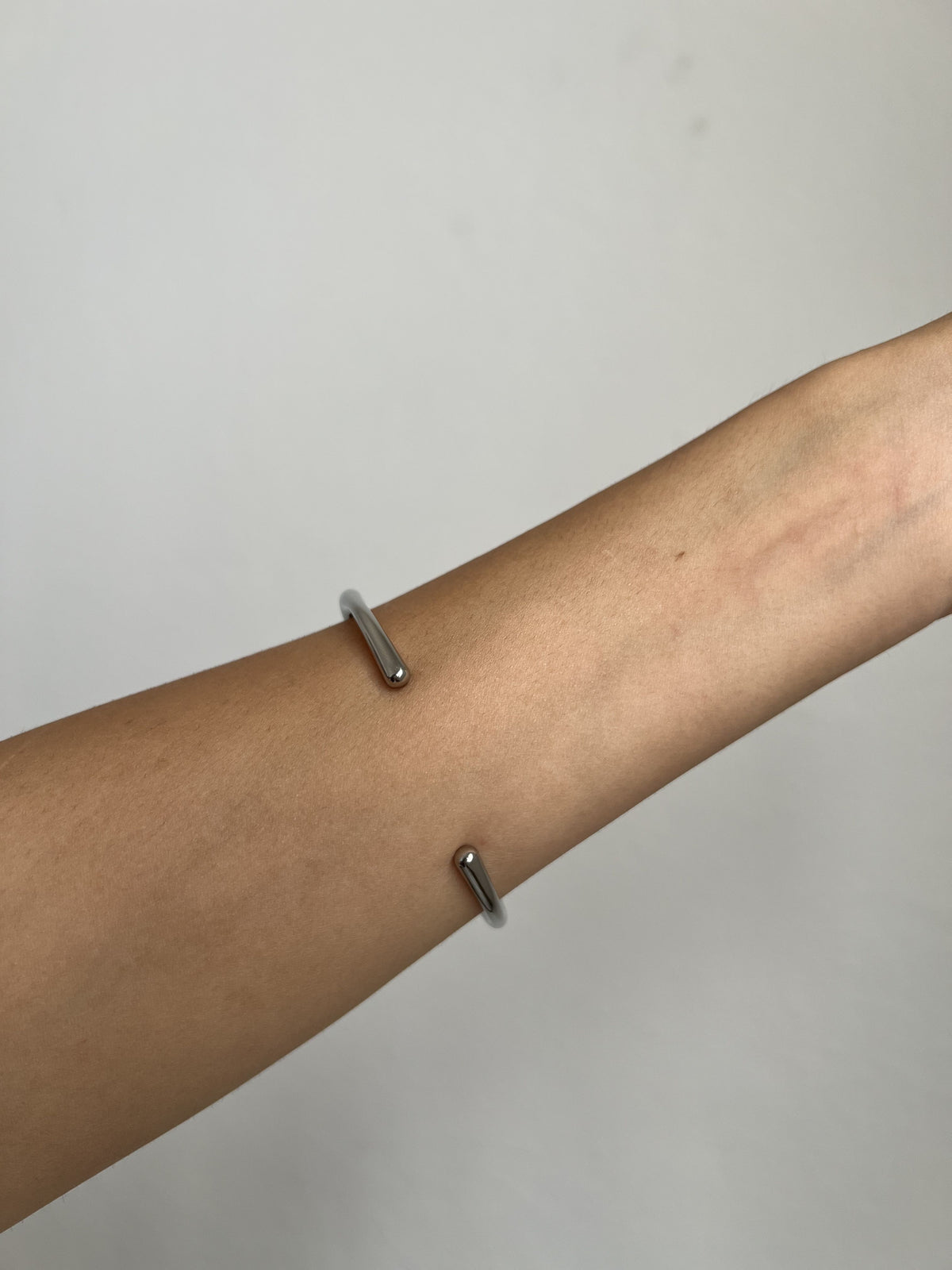 Bracelete Liso Prateado Aço Inoxidável