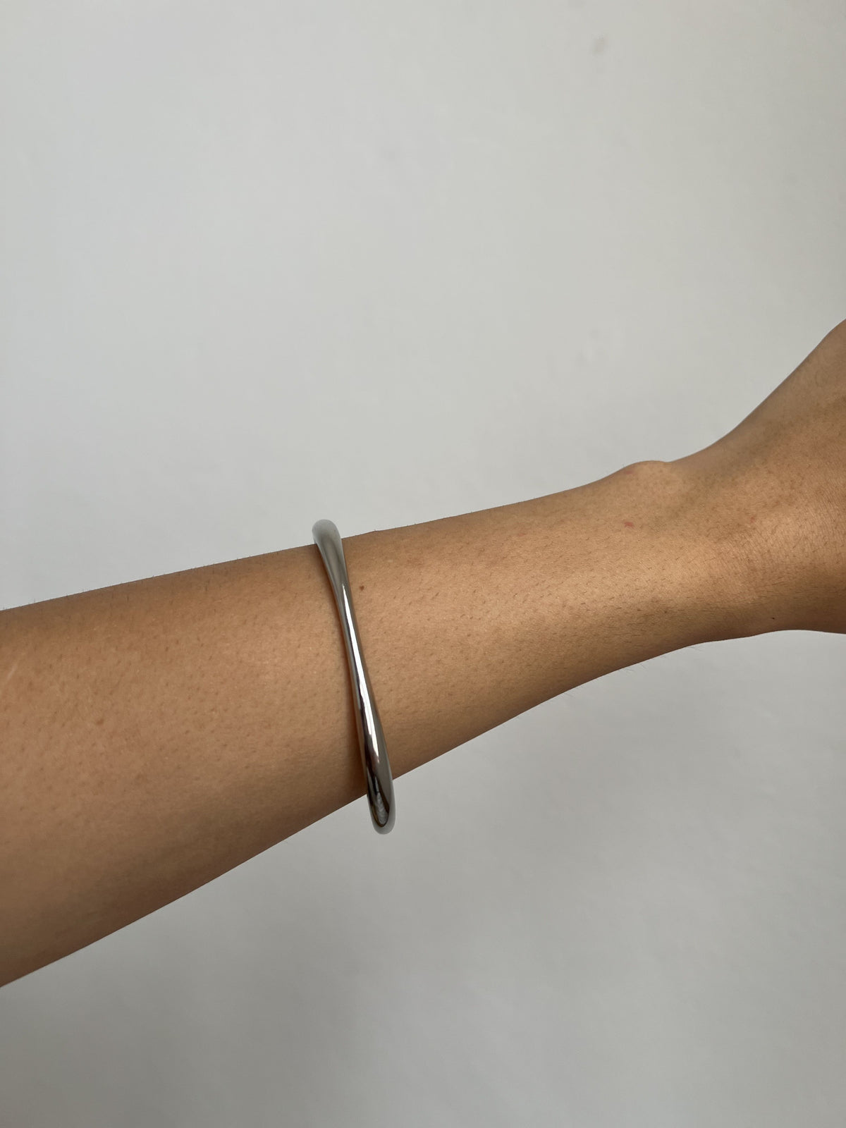 Bracelete Liso Prateado Aço Inoxidável