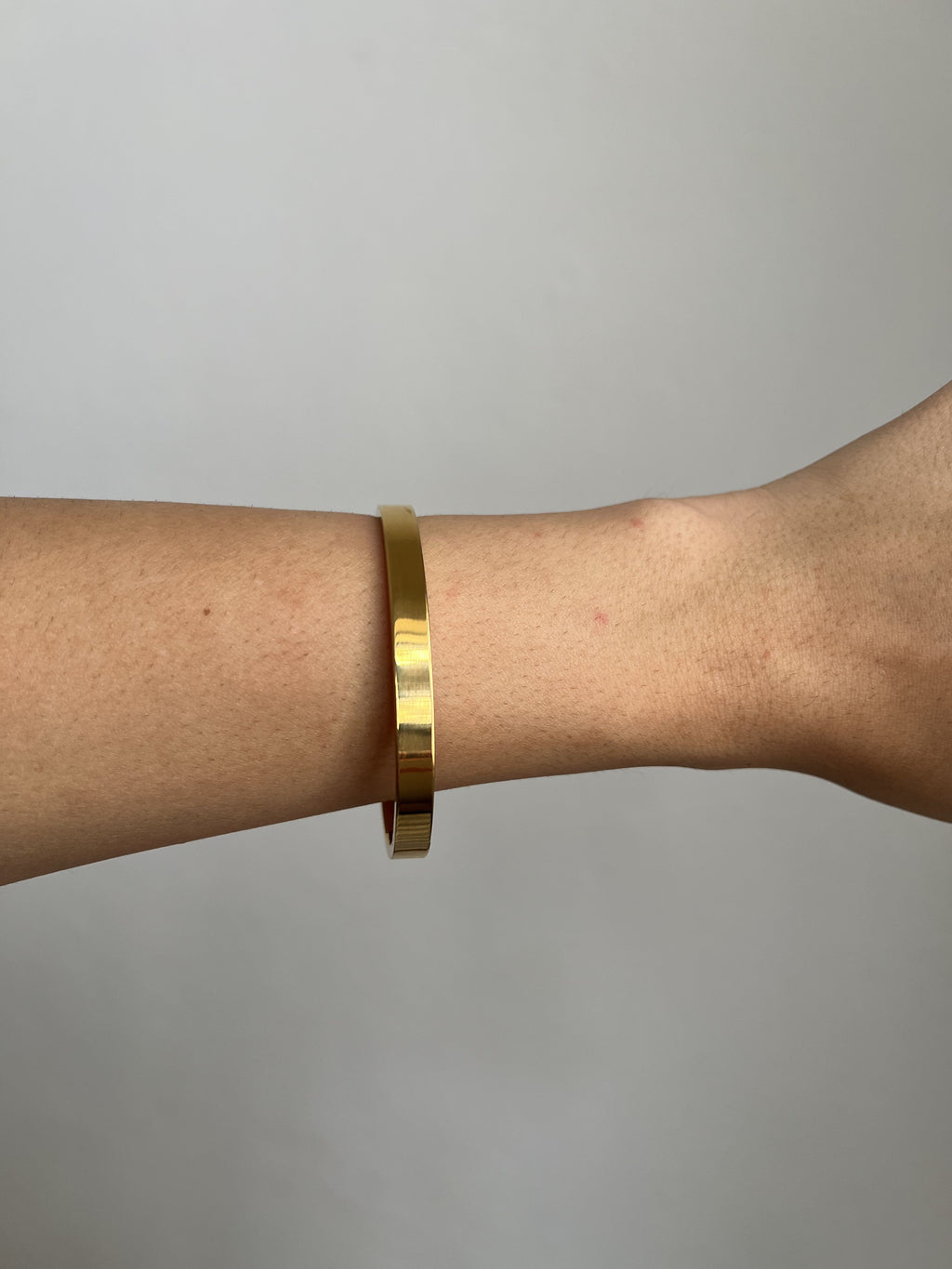 Bracelete Dourado Liso