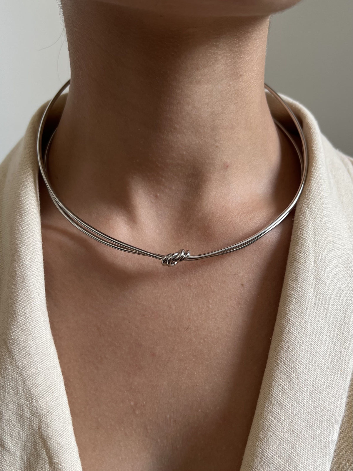 Choker Aro Folheado a Prata Nó