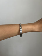 Bracelete Inspiração com Zircônia Prateado Aço Inoxidável
